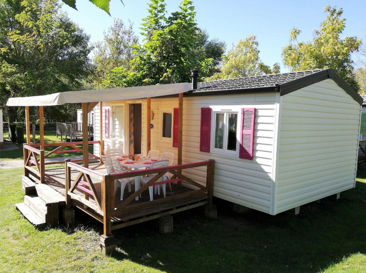 Camping 3 Etoiles - Piscine Chauffee - Vue Montagne Saint-Girons  Kültér fotó
