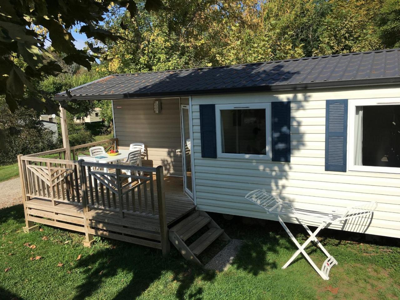 Camping 3 Etoiles - Piscine Chauffee - Vue Montagne Saint-Girons  Kültér fotó