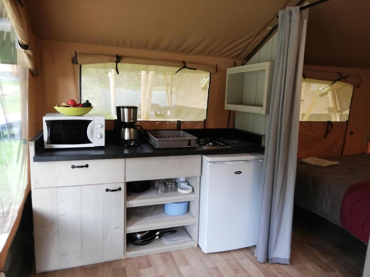 Camping 3 Etoiles - Piscine Chauffee - Vue Montagne Saint-Girons  Kültér fotó